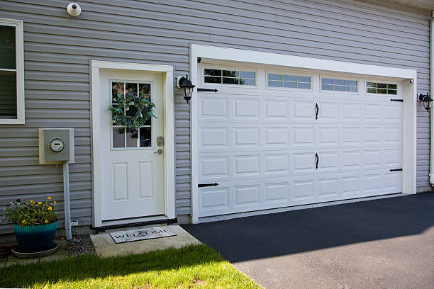 24/7 Emergency Garage Door Panel Replacement experts in Hidalgo County County, NM